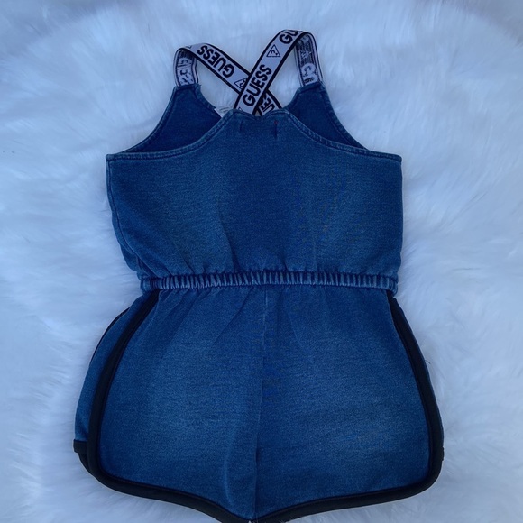 New GUESS - Picture 4 of 5